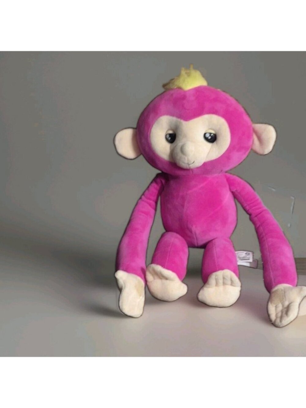 Wow Wee Pink BELLA FINGERLING Large Hugs Plush Interactive Monkey Toy Talking